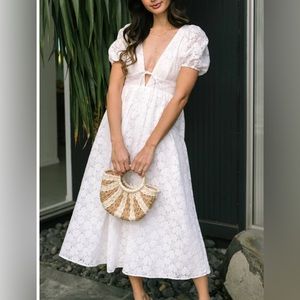 Lulus White lace midi dress